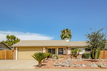 16441 62nd Ave, Glendale, AZ 85306