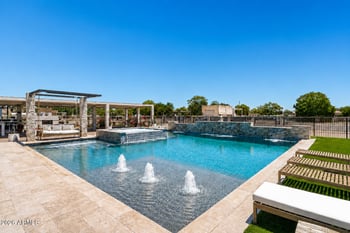 16446 Pioneer St, Goodyear, AZ 85338