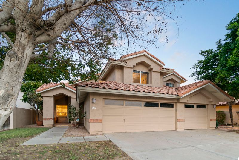 16447 S 34th Way, Phoenix, AZ 85048