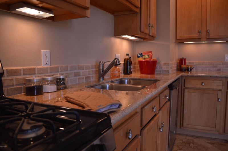 1645 E Juniper Ave, Phoenix, AZ 85022