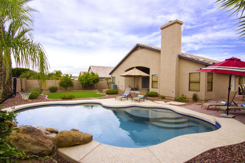 1645 E Mohawk Ln, Phoenix, AZ 85024