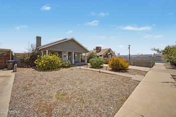 1645 Willetta St, Phoenix, AZ 85007