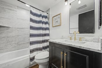 16457 47th St, Phoenix, AZ 85032