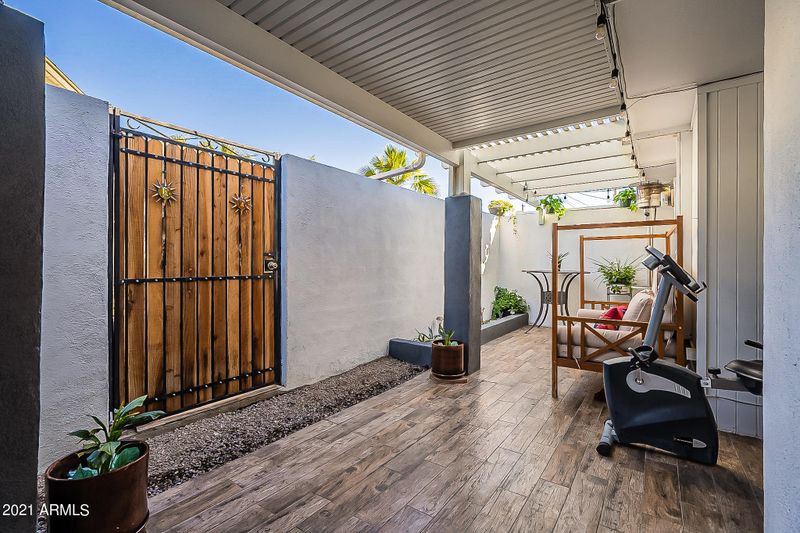 1646 E Borghese Pl, Phoenix, AZ 85016