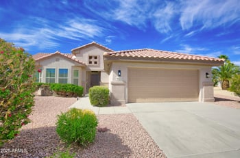 16464 Una Noche Ct, Surprise, AZ 85374