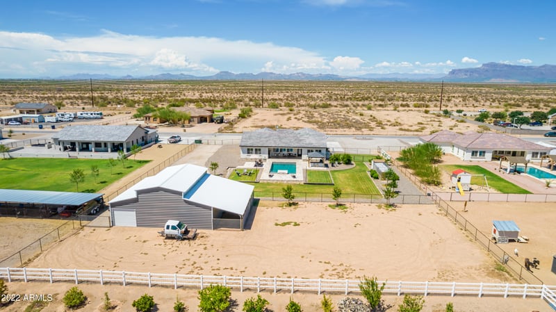 1647 E Lobo St, San Tan Valley, AZ 85140