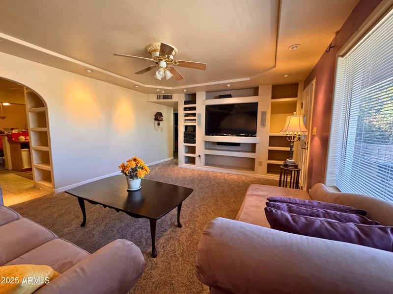 1647 Villa Rita Dr, Phoenix, AZ 85023