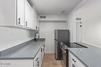 1647 Garfield St, Phoenix, AZ 85007