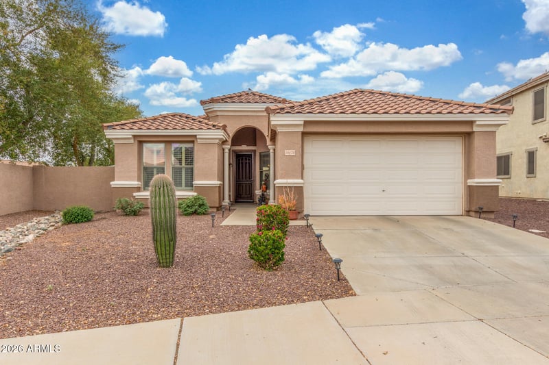 16470 Prickly Pear Trl, Surprise, AZ 85387