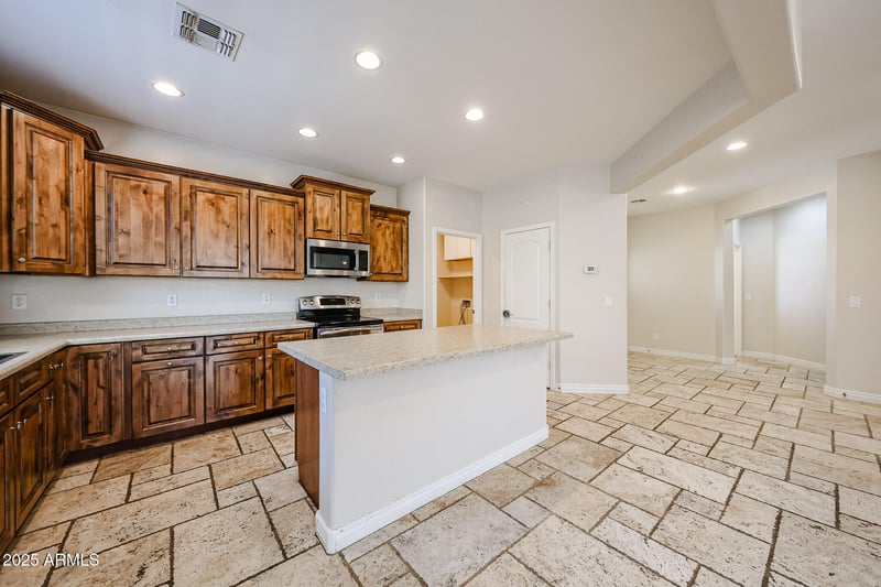 16475 183rd Dr, Surprise, AZ 85388
