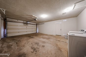 1648 Campus Dr, Tempe, AZ 85282