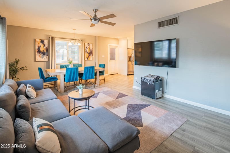 1648 Mitchell Dr, Phoenix, AZ 85016