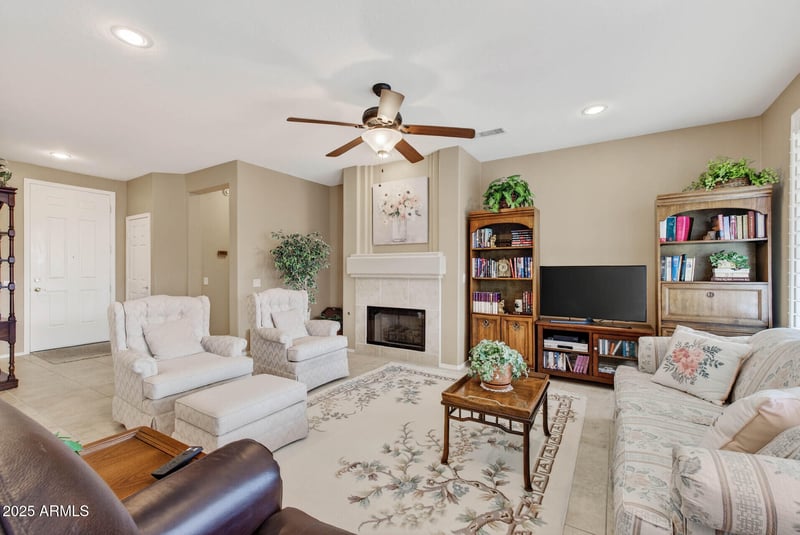 16481 Century Plant Dr, Surprise, AZ 85387