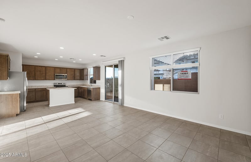 16484 Whispering Wind Dr, Surprise, AZ 85387