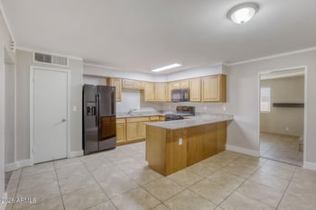 1649 Pueblo Ave, Mesa, AZ 85202