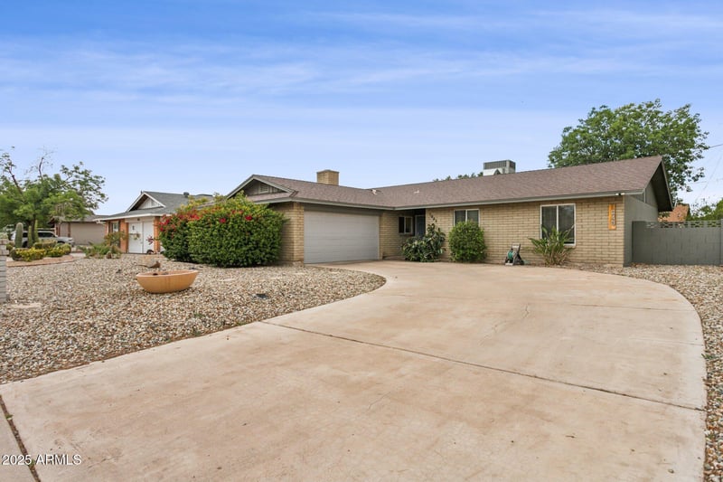 1649 Royal Palm Rd, Phoenix, AZ 85021
