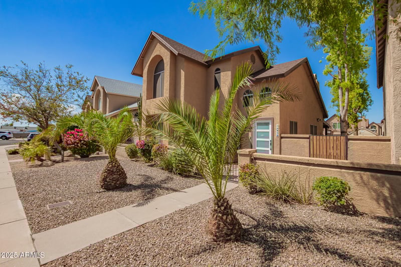 16490 67th Ln, Peoria, AZ 85382