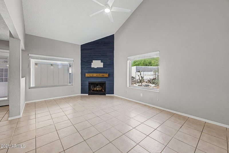 16496 N 68th Ave, Peoria, AZ 85382