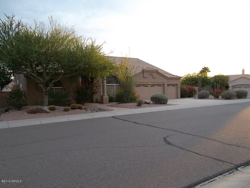 165 W Nighthawk Way, Phoenix, AZ 85045