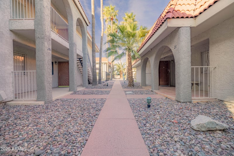 1650 87th Ter #27B, Scottsdale, AZ 85257