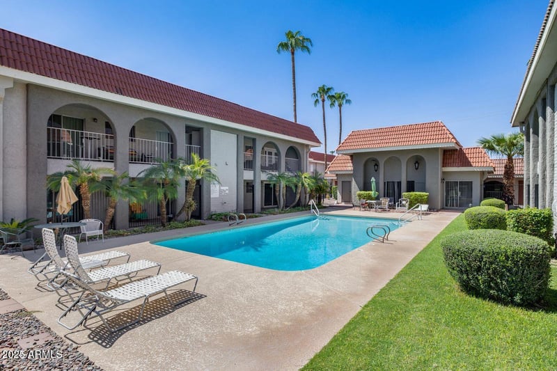 1650 87th Ter #B27, Scottsdale, AZ 85257