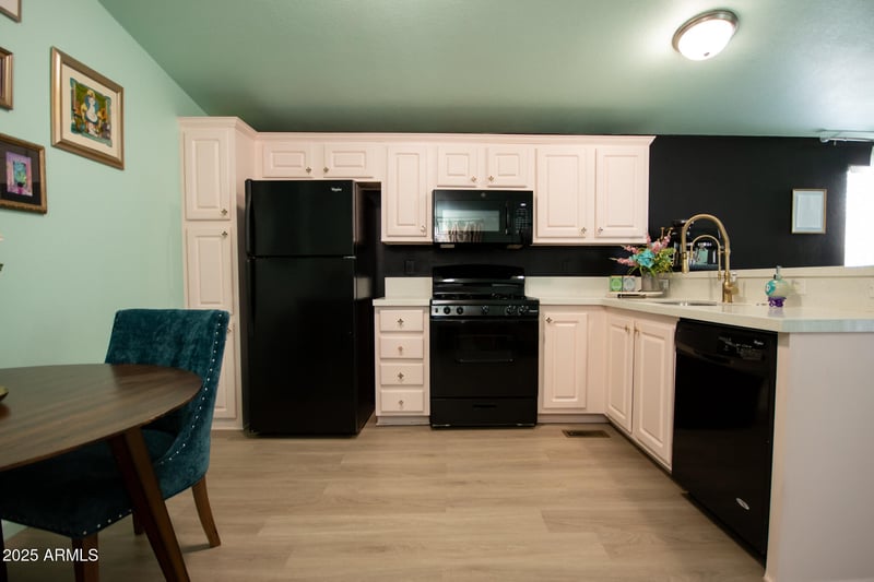 1650 Arizona Ave #283, Chandler, AZ 85286