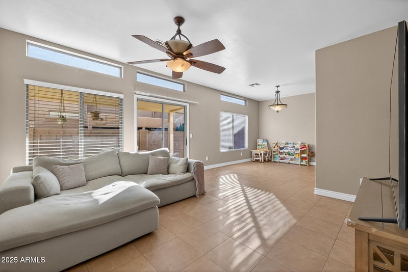 1650 Crismon Rd #13, Mesa, AZ 85209