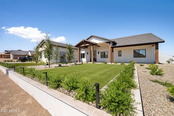 1650 Lucky Ln, San Tan Valley, AZ 85144