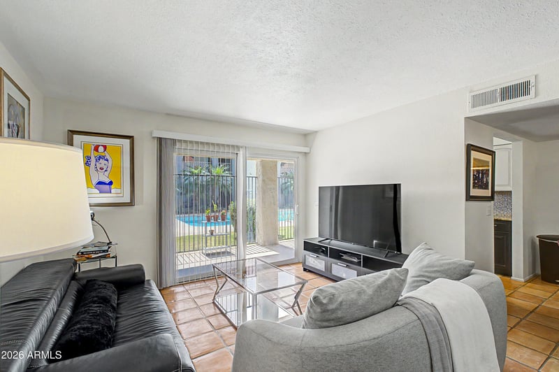 1650 87th Ter #A16, Scottsdale, AZ 85257