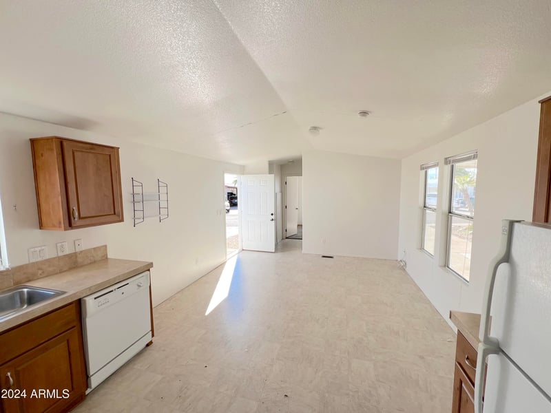 1650 S Arizona Ave #105, Chandler, AZ 85286