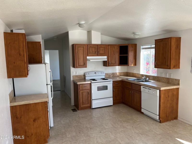 1650 S Arizona Ave #105, Chandler, AZ 85286