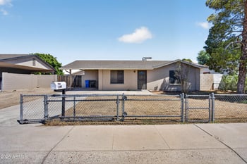 1650 W Campo Bello Dr, Phoenix, AZ 85023