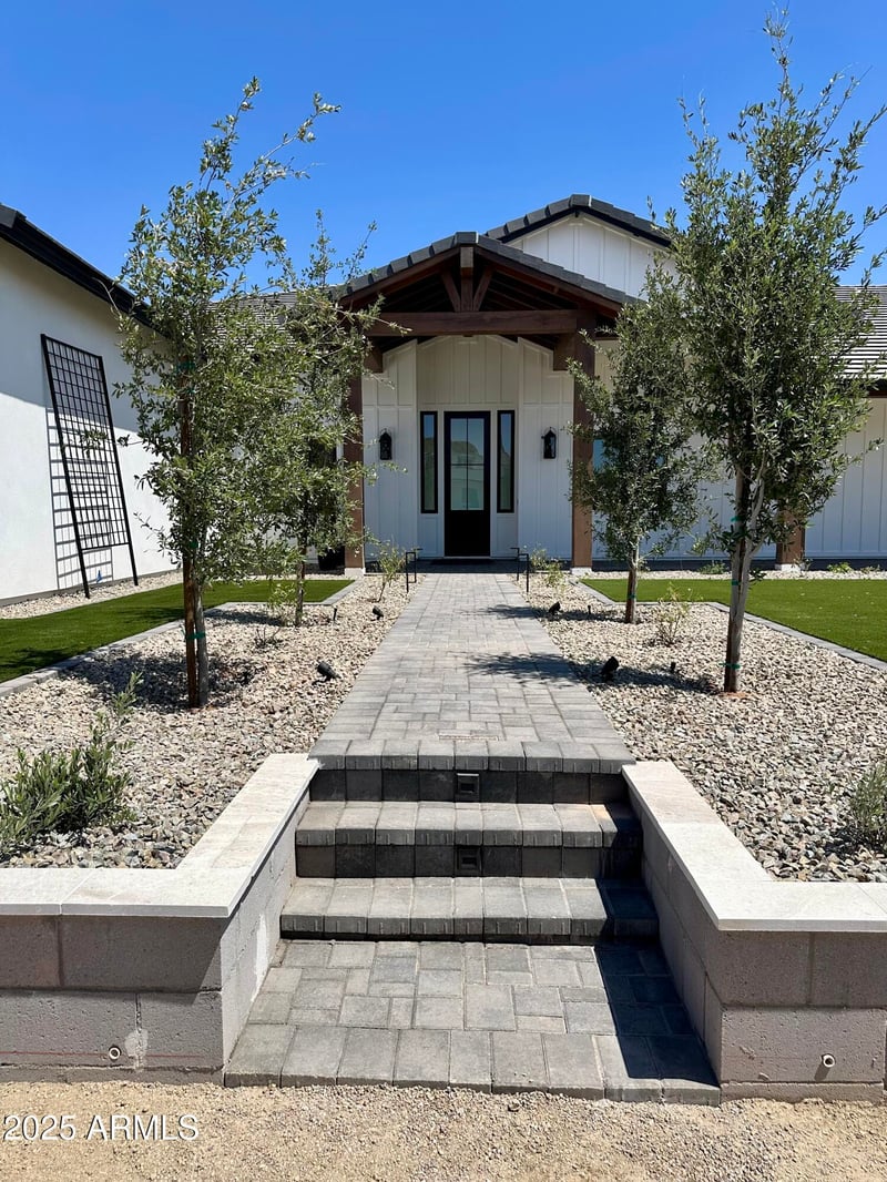 1650 W Lucky Ln, Queen Creek, AZ 85144