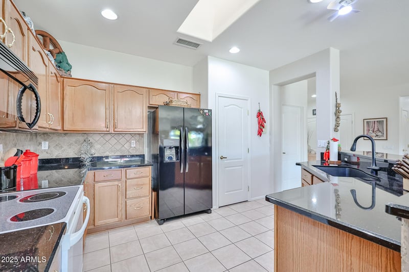 16505 Lone Tree Ct, Surprise, AZ 85374