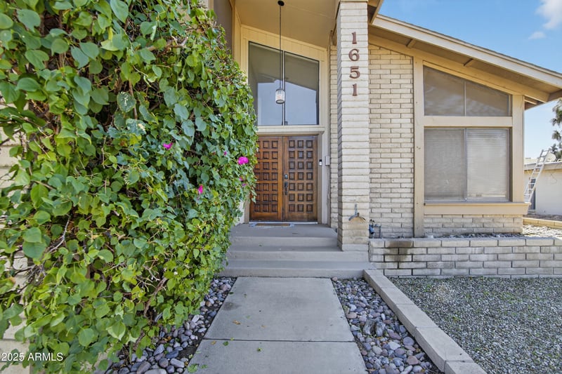 1651 Lindner Ave, Mesa, AZ 85202