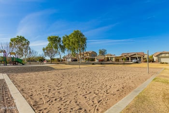 16510 Tether Trl, Surprise, AZ 85387