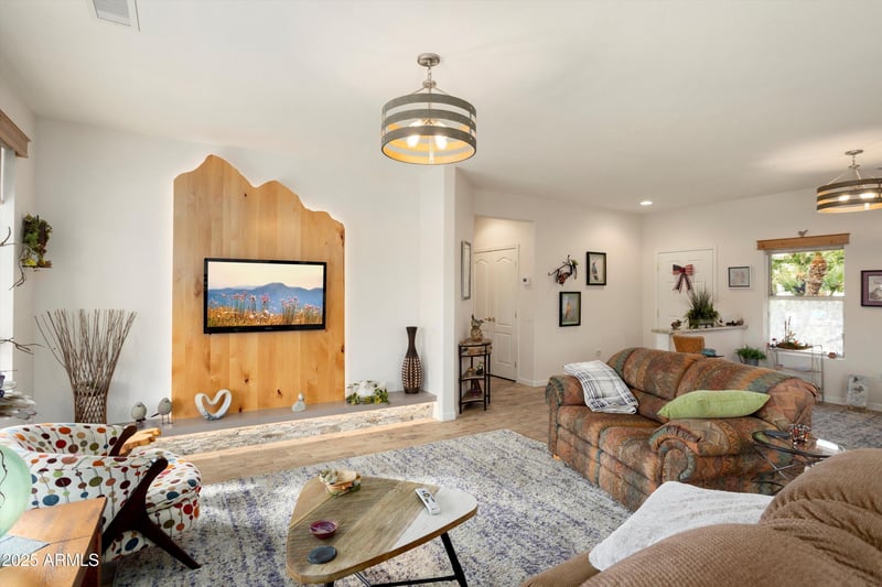 16515 Monteverde Ln, Surprise, AZ 85374