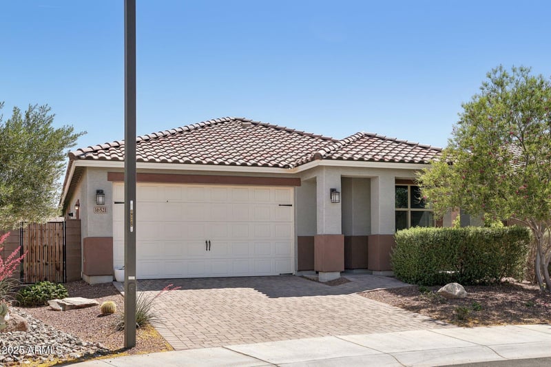 16521 Magdalena Ln, Goodyear, AZ 85338