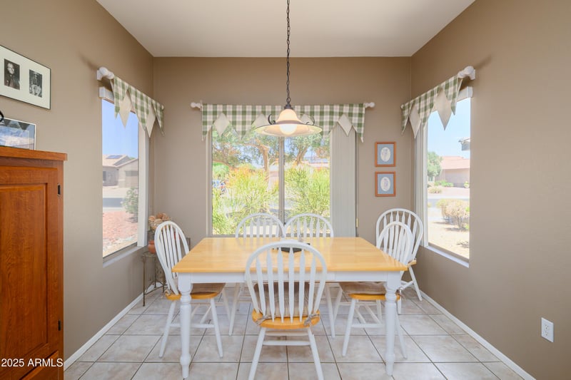 16527 Blackhawk Ct, Surprise, AZ 85374