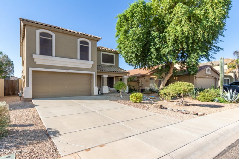 16527 Ironwood St, Surprise, AZ 85388