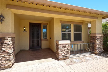 16528 Lariat Ln, Surprise, AZ 85387