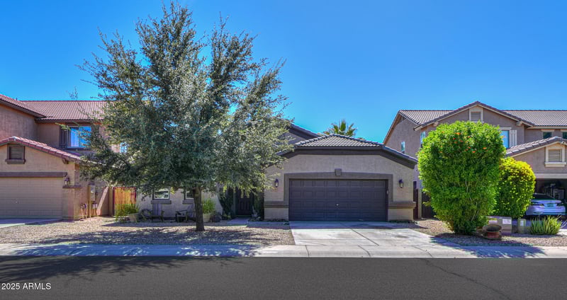 1653 Green Tree Dr, San Tan Valley, AZ 85144