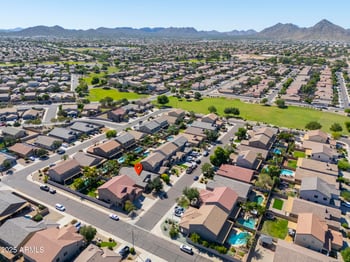 1653 Green Tree Dr, San Tan Valley, AZ 85144