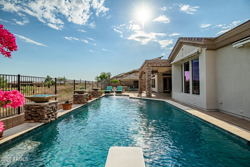 1653 Silver Pine Dr, Phoenix, AZ 85086