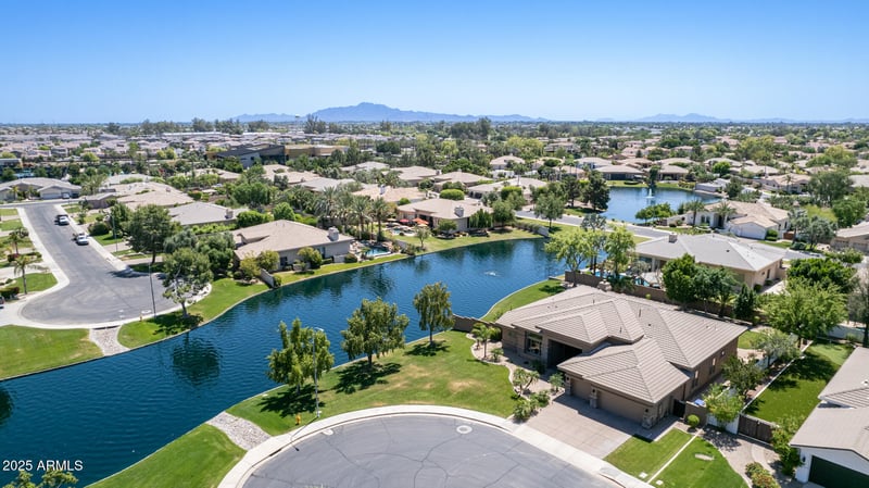 1653 W Zion Pl, Chandler, AZ 85248