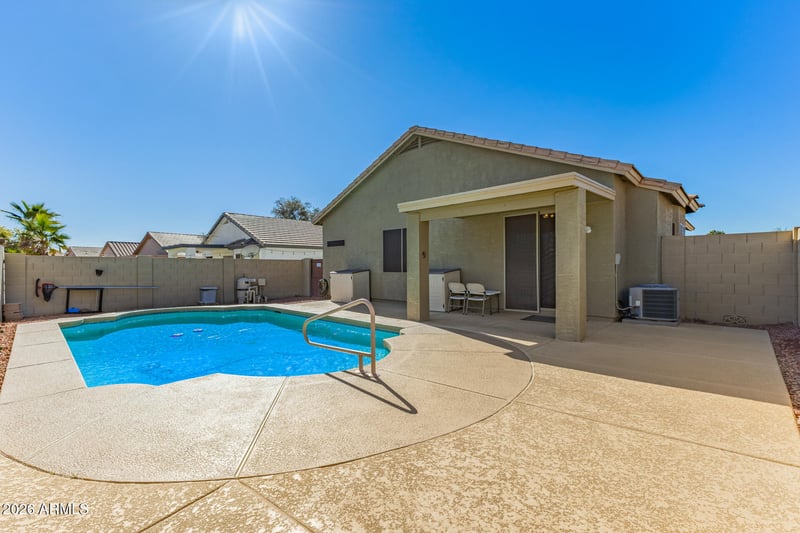 16537 Oachs Dr, Surprise, AZ 85374