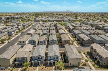 1654 82nd Way, Mesa, AZ 85209