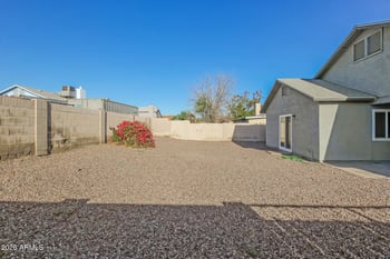 1655 Saint Charles Ave, Phoenix, AZ 85042