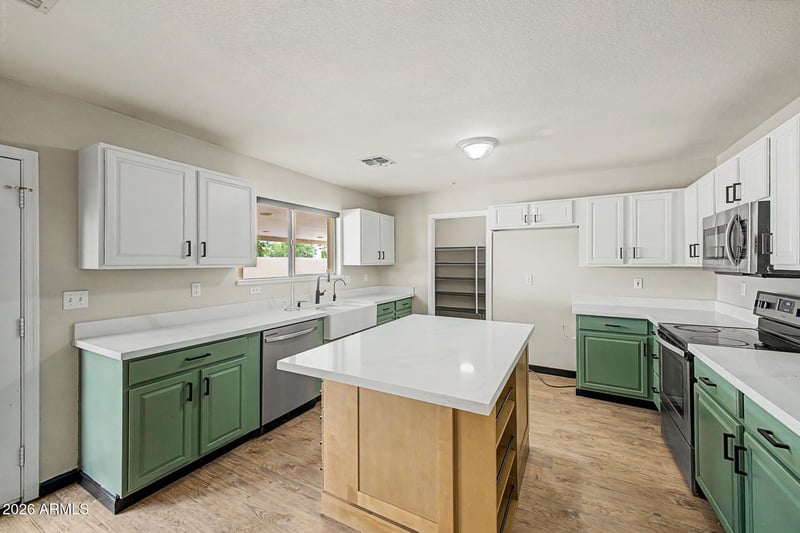 16550 N Naegel Dr, Surprise, AZ 85374