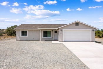 16552 White Rock Ln, Mayer, AZ 86333